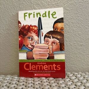✅ Scholastic Frindle - Green and Red Cover Paperback